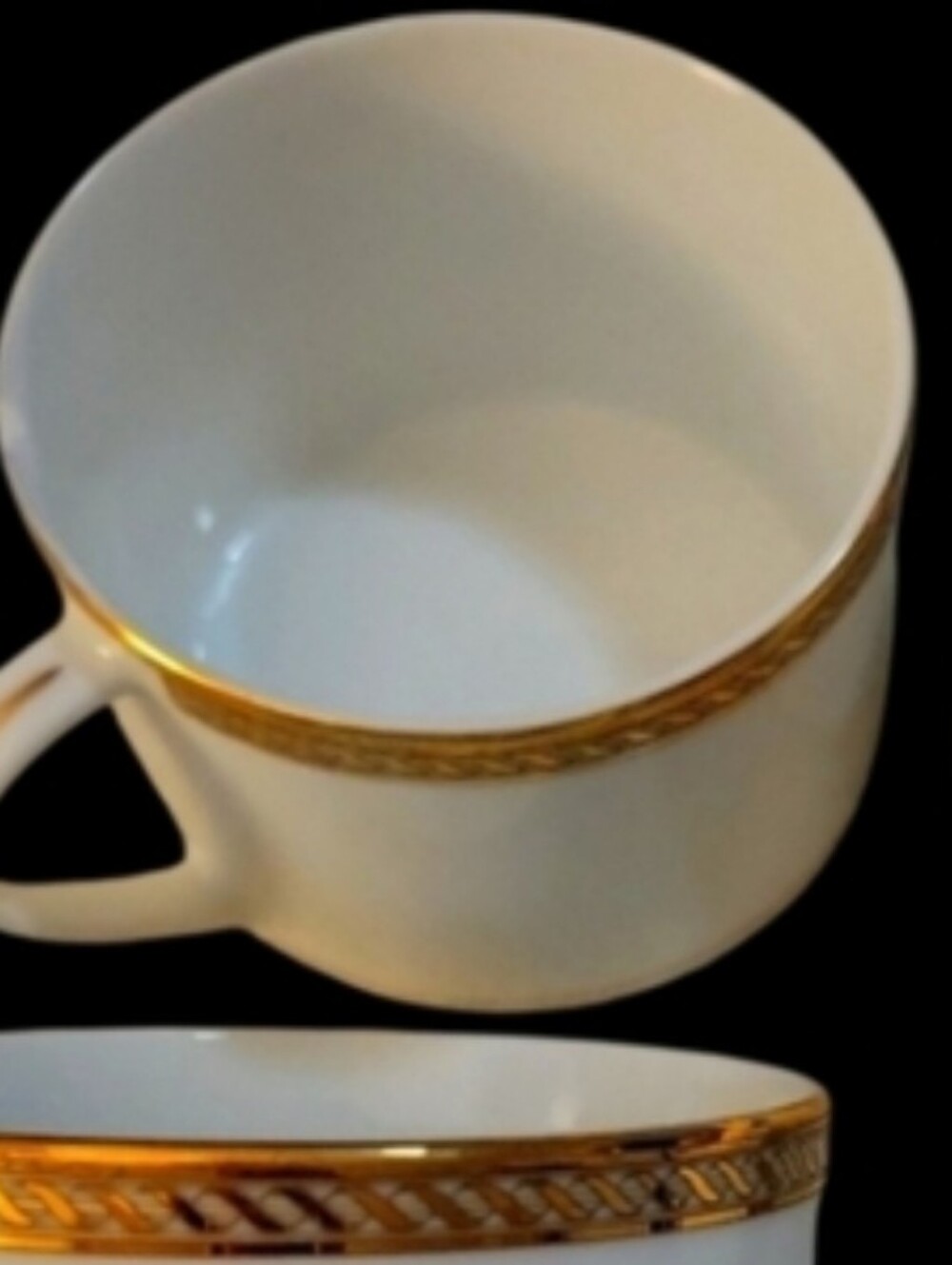 FREBEE💕ONE  Elegant White and Gold Trimmed Small Tea Cup